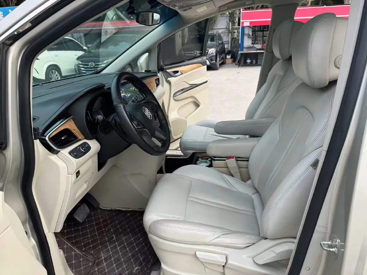 2018 Buick GL8 2.0T 260HP L4 6AT,autocango,china used car exporter,china ev exporter,chinese used car exporter,chinese used ev exporter
