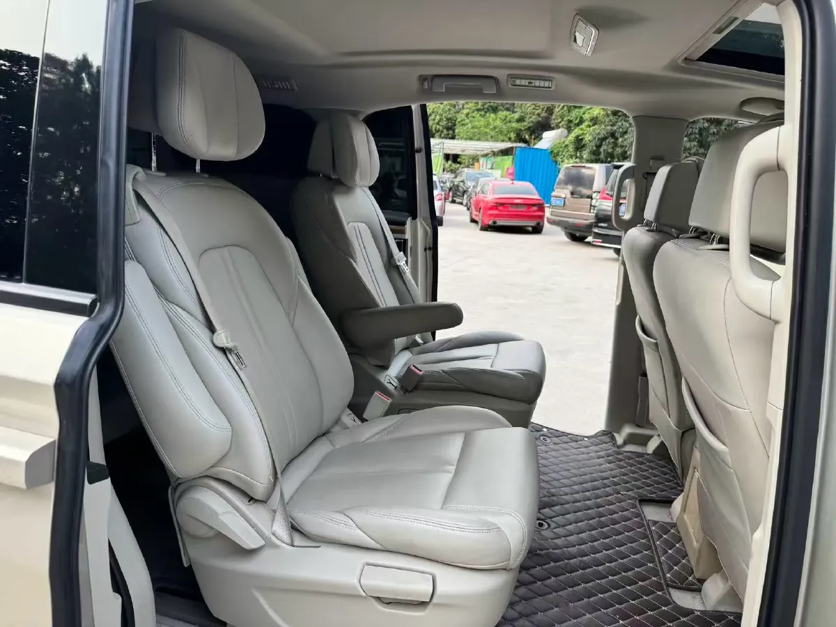2018 Buick GL8 2.0T 260HP L4 6AT,autocango,china used car exporter,china ev exporter,chinese used car exporter,chinese used ev exporter
