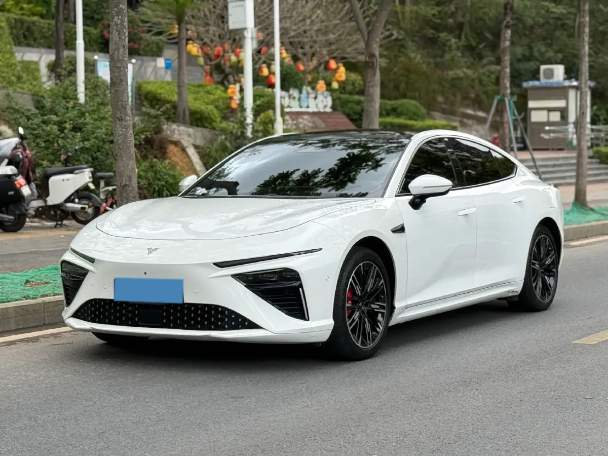 2022 Jeep Grand Commander 2.0T 234HP L4 9AT,autocango,china used car exporter,china ev exporter,chinese used car exporter,chinese used ev exporter