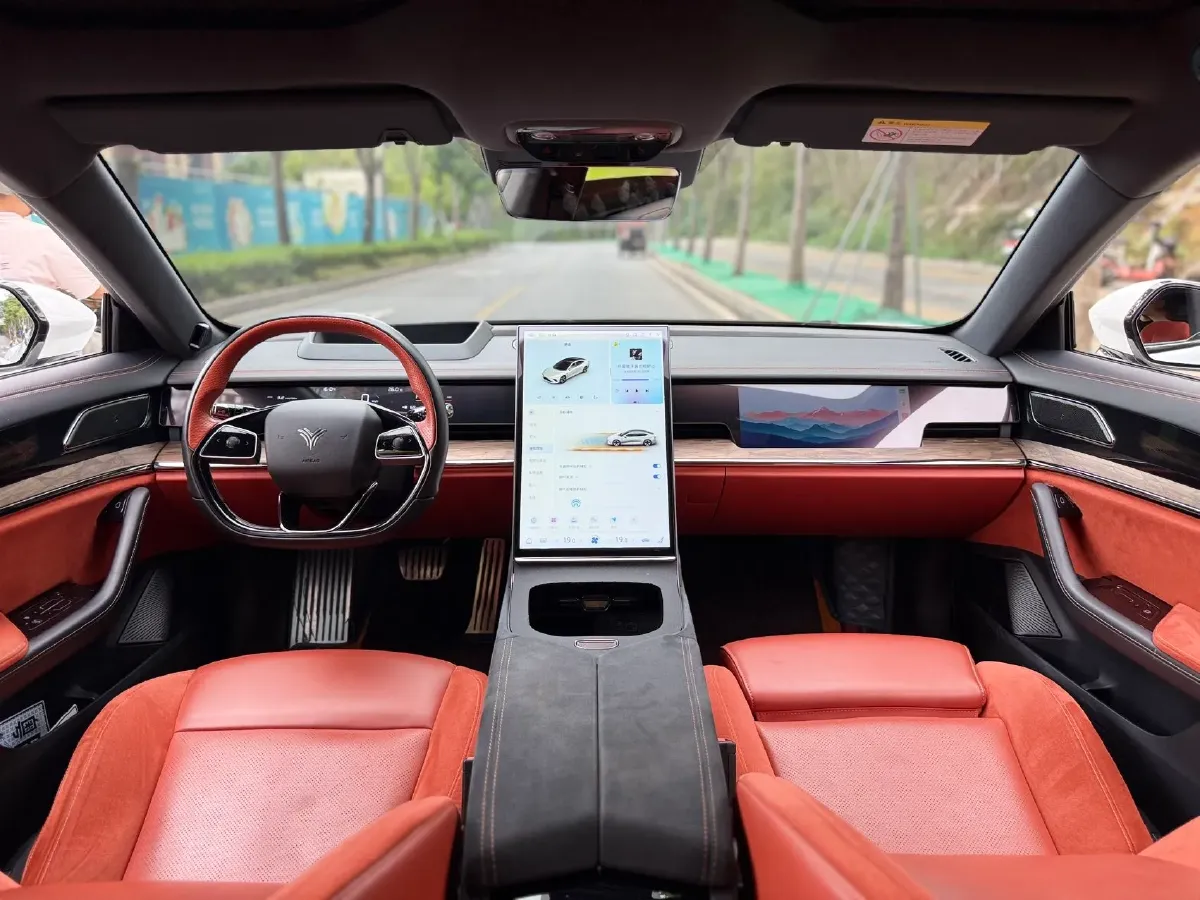 2022 Jeep Grand Commander 2.0T 234HP L4 9AT,autocango,china used car exporter,china ev exporter,chinese used car exporter,chinese used ev exporter