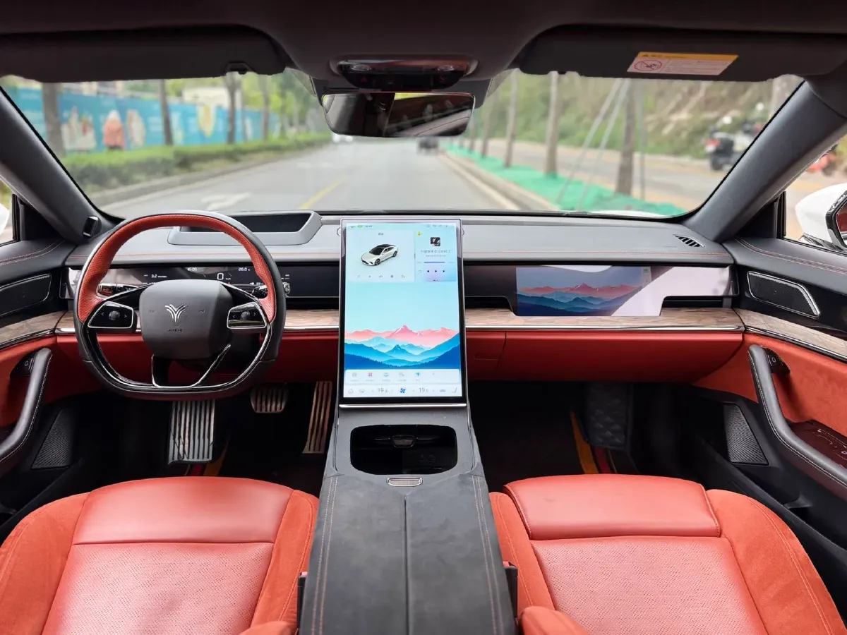 2022 Jeep Grand Commander 2.0T 234HP L4 9AT,autocango,china used car exporter,china ev exporter,chinese used car exporter,chinese used ev exporter