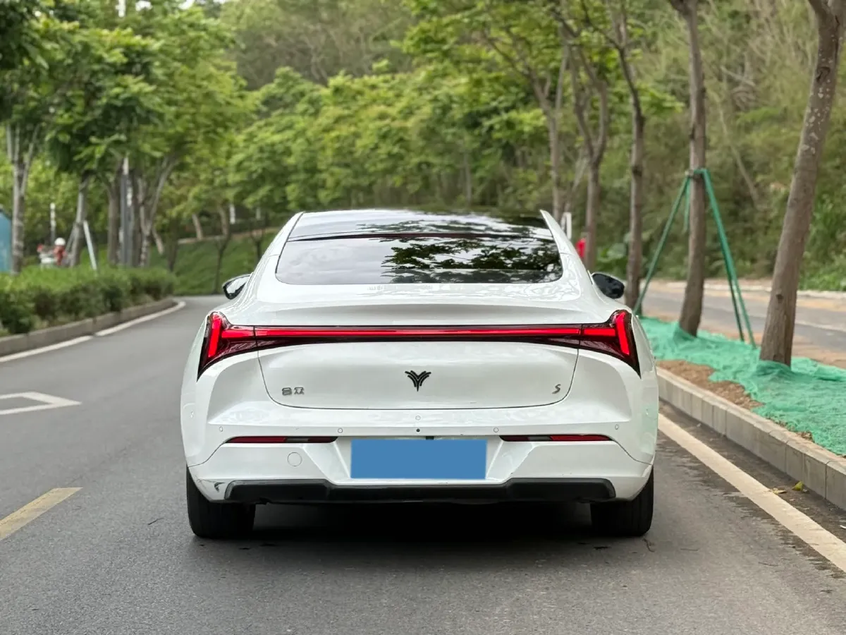 2022 Jeep Grand Commander 2.0T 234HP L4 9AT,autocango,china used car exporter,china ev exporter,chinese used car exporter,chinese used ev exporter