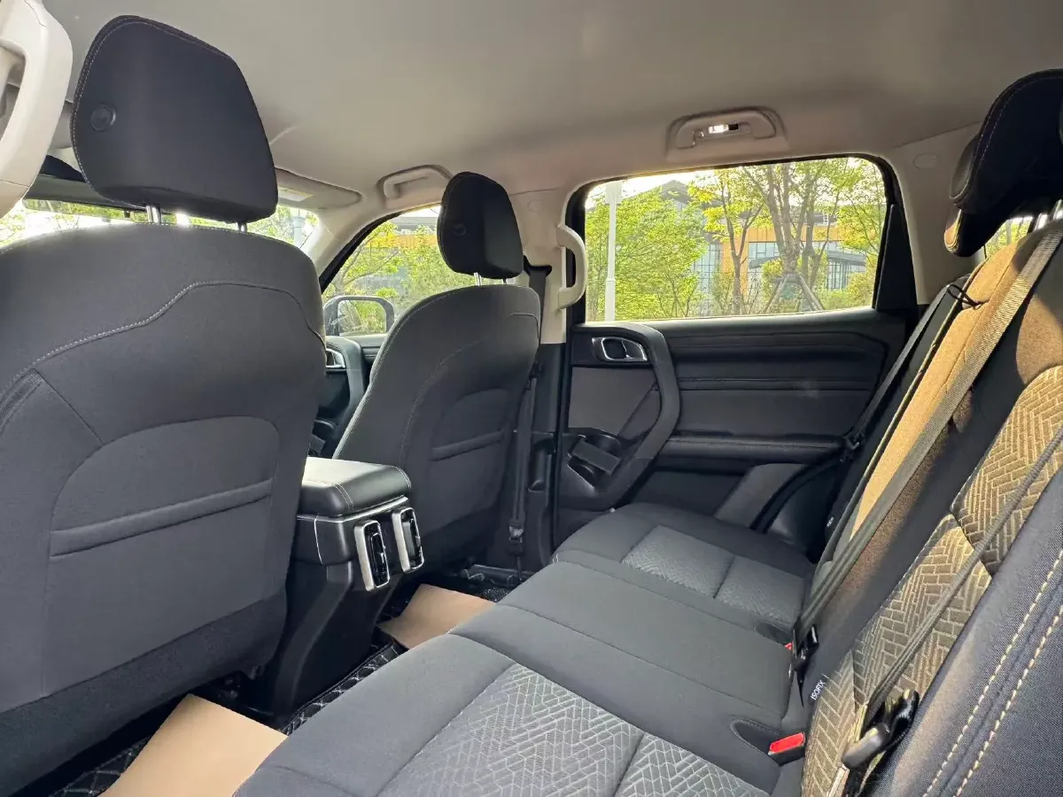 2022 Haval Dargo 1.5T 184HP L4 7DCT,autocango,china used car exporter,china ev exporter,chinese used car exporter,chinese used ev exporter