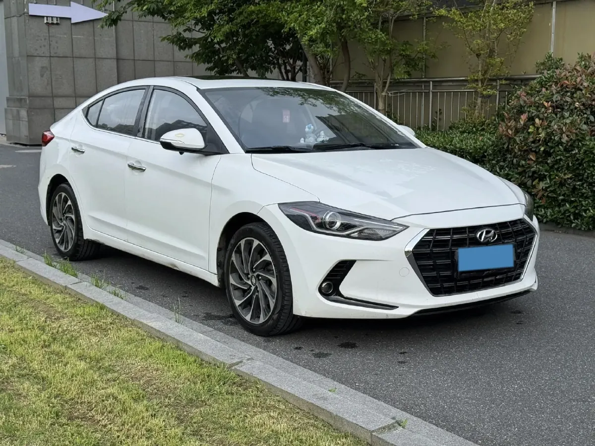 2019 Hyundai Elantra 1.5L 115HP L4 CVT,autocango,china used car exporter,china ev exporter,chinese used car exporter,chinese used ev exporter