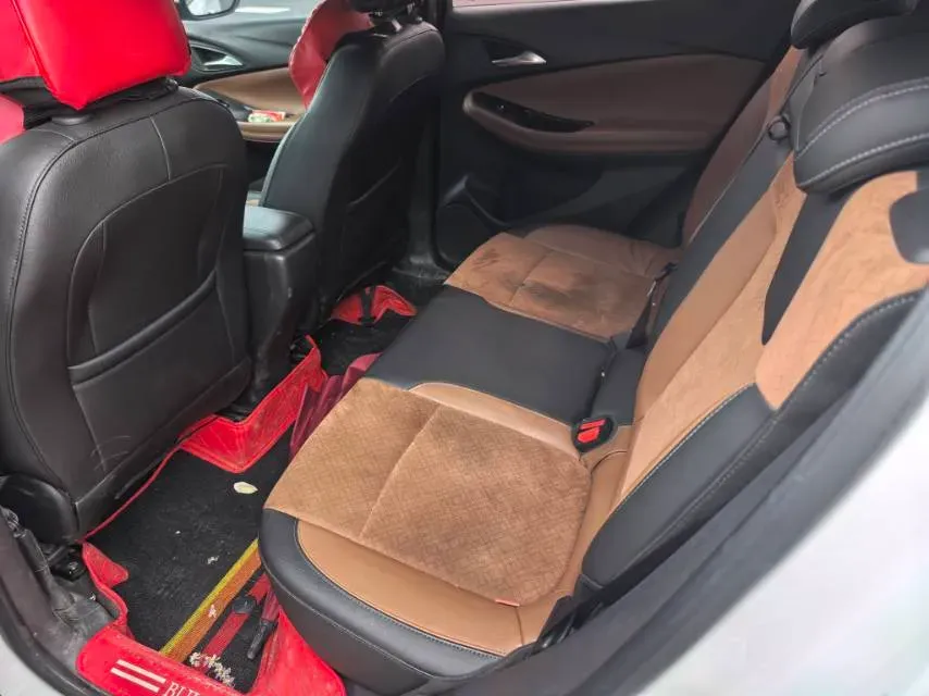 2020 Buick Encore GX 1.3T 165HP L3 CVT,autocango,china used car exporter,china ev exporter,chinese used car exporter,chinese used ev exporter