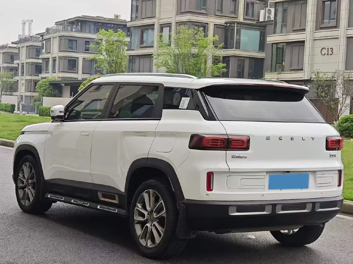 2020 Geely ICON 1.5T 177HP L3 7DCT,autocango,china used car exporter,china ev exporter,chinese used car exporter,chinese used ev exporter