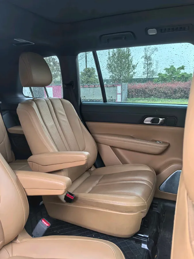 2020 Li ONE Range Extended 131HP REEV 40.5KWH,autocango,china used car exporter,china ev exporter,chinese used car exporter,chinese used ev exporter