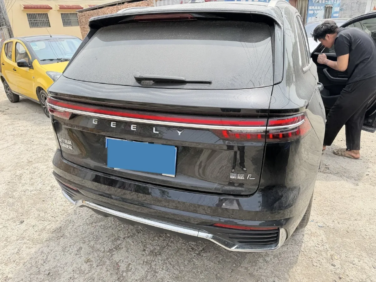 2024 Geely Monjaro 2.0T 238HP L4 8AT,autocango,china used car exporter,china ev exporter,chinese used car exporter,chinese used ev exporter