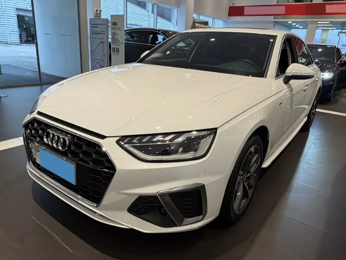 2020 Audi A4L 2.0T 190HP L4 7DCT,autocango,china used car exporter,china ev exporter,chinese used car exporter,chinese used ev exporter