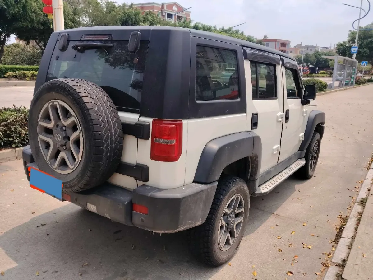 2017 Beijing BJ40 2.3T 250HP L4 6AT,autocango,china used car exporter,china ev exporter,chinese used car exporter,chinese used ev exporter