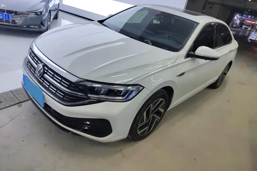 2023 Volkswagen Sagitar 1.5T 160HP L4 7DCT,autocango,china used car exporter,china ev exporter,chinese used car exporter,chinese used ev exporter