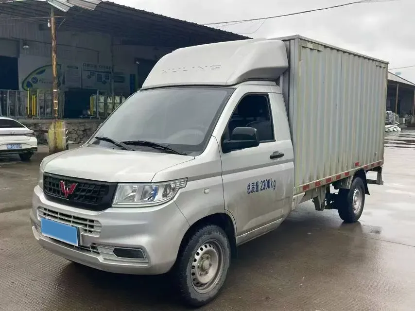 2023 WuLing RongGuang New Truck 2.0L 136HP L4 5MT,autocango,china used car exporter,china ev exporter,chinese used car exporter,chinese used ev exporter