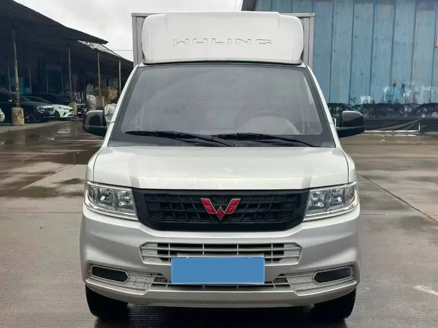 2023 WuLing RongGuang New Truck 2.0L 136HP L4 5MT,autocango,china used car exporter,china ev exporter,chinese used car exporter,chinese used ev exporter