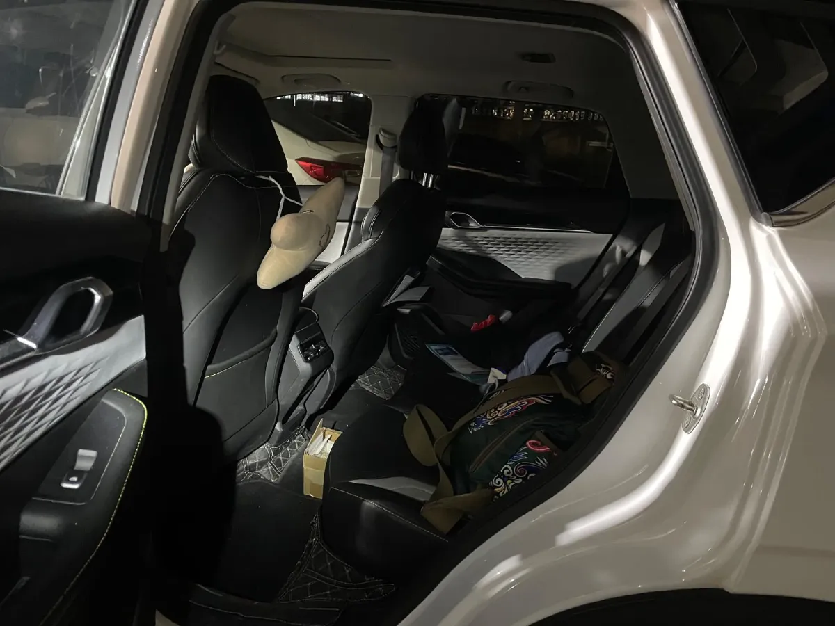 2023 Geely Coolray 1.5T 181HP L4 7DCT,autocango,china used car exporter,china ev exporter,chinese used car exporter,chinese used ev exporter