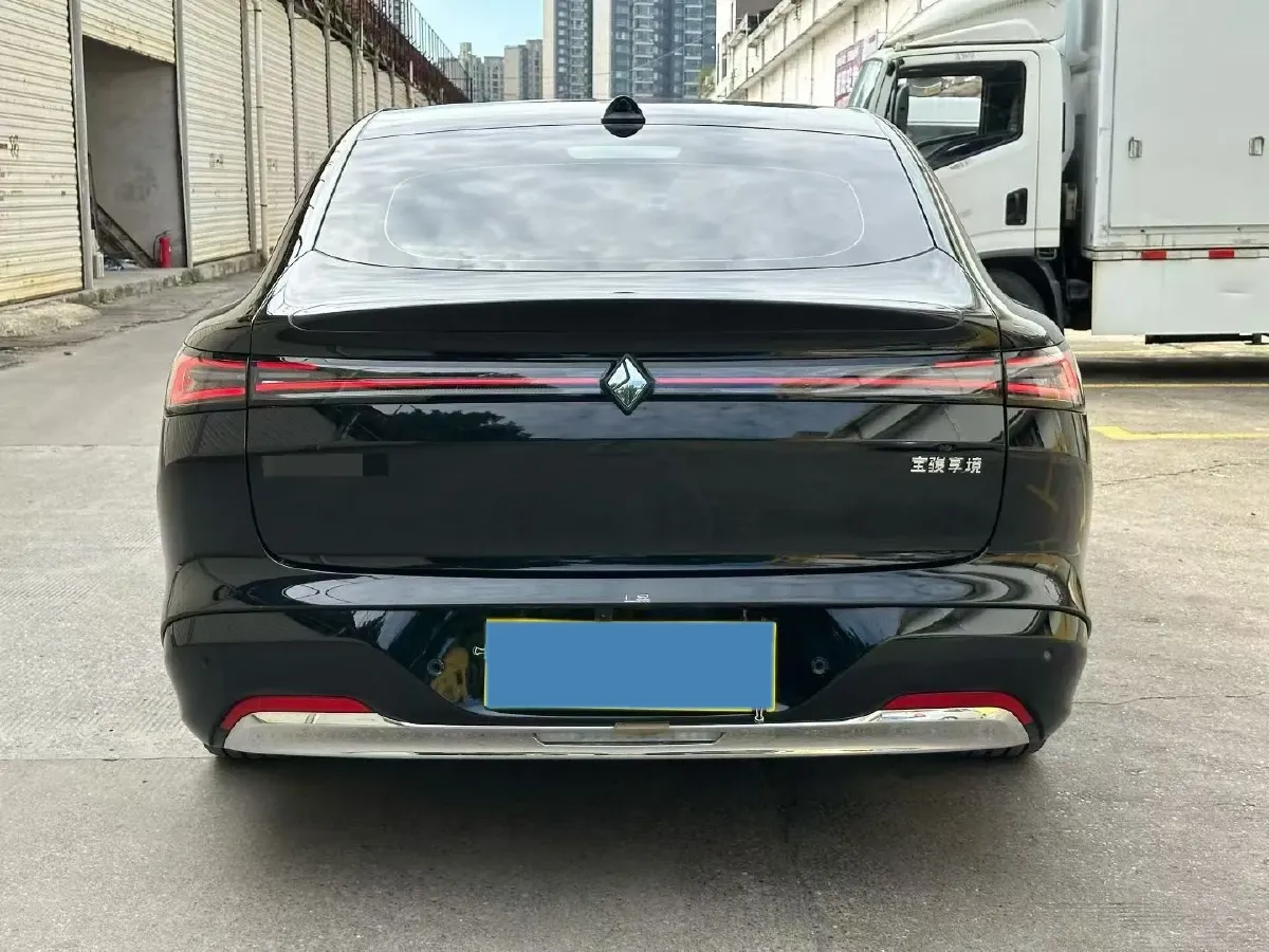 2025 BaoJun XiangJing 1.5T 143HP L4 1DHT PHEV,autocango,china used car exporter,china ev exporter,chinese used car exporter,chinese used ev exporter