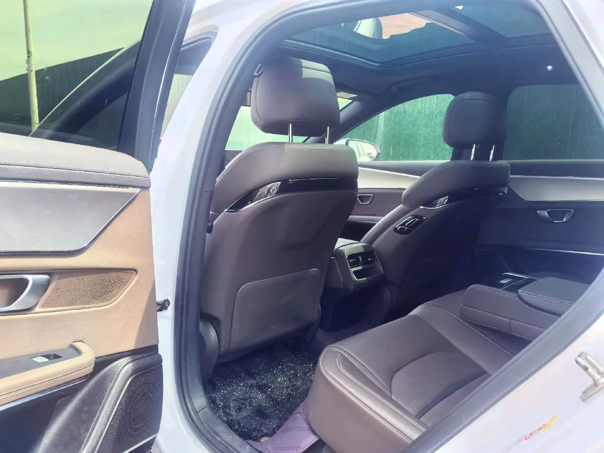 2020 WEY VV7 2.0T 227HP L4 7DCT PHEV,autocango,china used car exporter,china ev exporter,chinese used car exporter,chinese used ev exporter