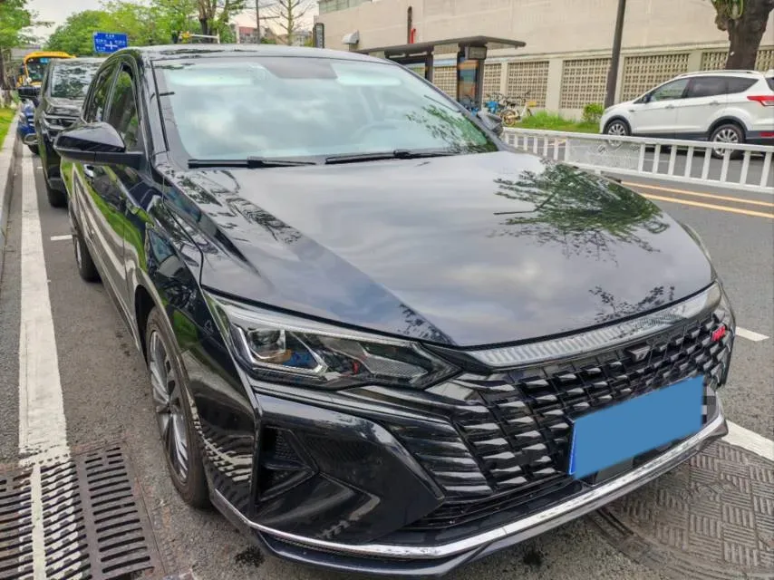 2021 DongFeng Aeolus YiXuan MAX 1.5T 190HP L4 7DCT,autocango,china used car exporter,china ev exporter,chinese used car exporter,chinese used ev exporter