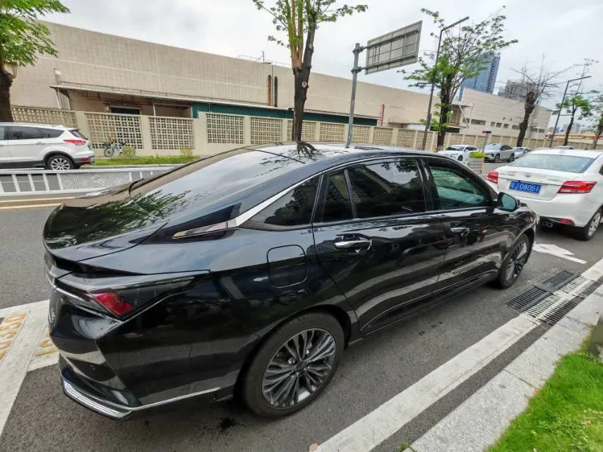 2021 DongFeng Aeolus YiXuan MAX 1.5T 190HP L4 7DCT,autocango,china used car exporter,china ev exporter,chinese used car exporter,chinese used ev exporter