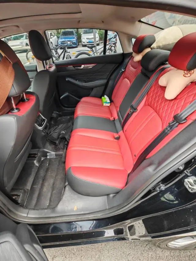 2021 DongFeng Aeolus YiXuan MAX 1.5T 190HP L4 7DCT,autocango,china used car exporter,china ev exporter,chinese used car exporter,chinese used ev exporter