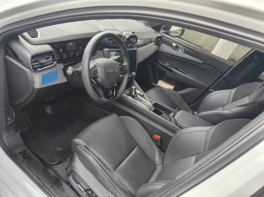 2021 LYNK&CO 03 1.5T 180HP L3 7DCT,autocango,china used car exporter,china ev exporter,chinese used car exporter,chinese used ev exporter