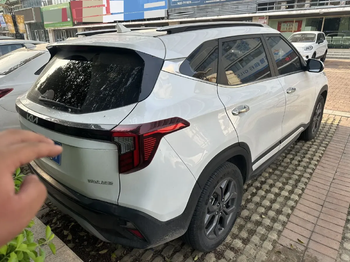2023 Kia Seltos 1.5L 115HP L4 CVT,autocango,china used car exporter,china ev exporter,chinese used car exporter,chinese used ev exporter