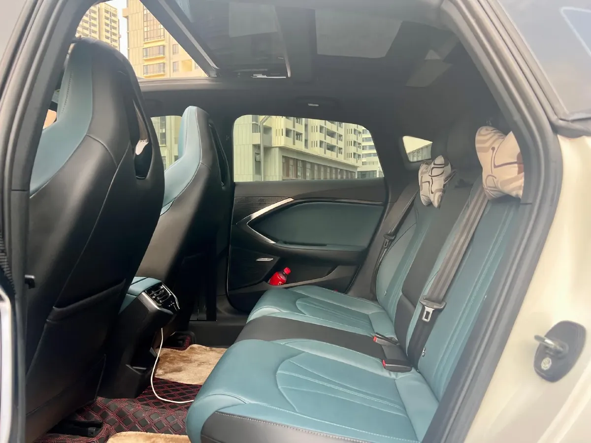 2025 MG 7 1.5T 188HP L4 7DCT,autocango,china used car exporter,china ev exporter,chinese used car exporter,chinese used ev exporter