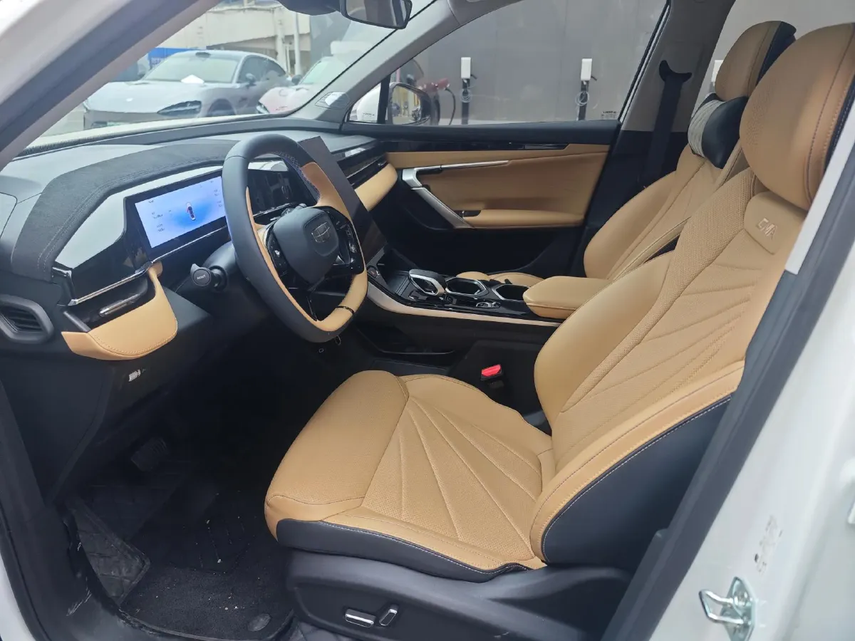 2024 Geely StarRay 1.5T 181HP L4 7DCT,autocango,china used car exporter,china ev exporter,chinese used car exporter,chinese used ev exporter