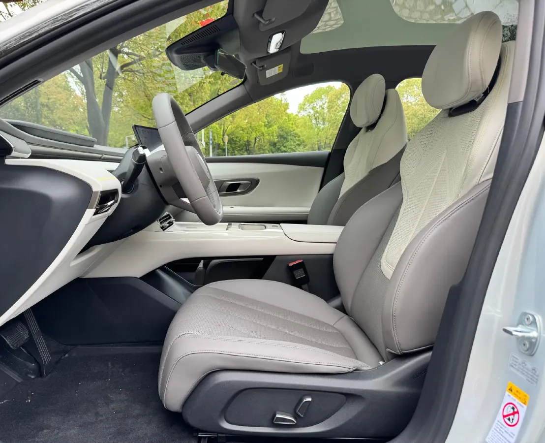 2026 Deepal L06 BEV,autocango,china used car exporter,china ev exporter,chinese used car exporter,chinese used ev exporter