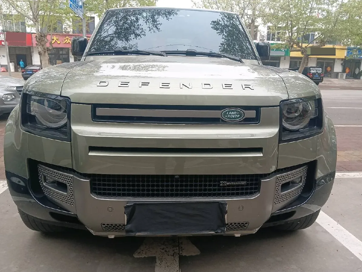 2023 Land Rover Defender 3.0T 400HP L6 8AT,autocango,china used car exporter,china ev exporter,chinese used car exporter,chinese used ev exporter