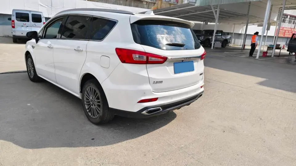 2017 LiFan XuanLang 2.0L 141HP L4 5MT,autocango,china used car exporter,china ev exporter,chinese used car exporter,chinese used ev exporter