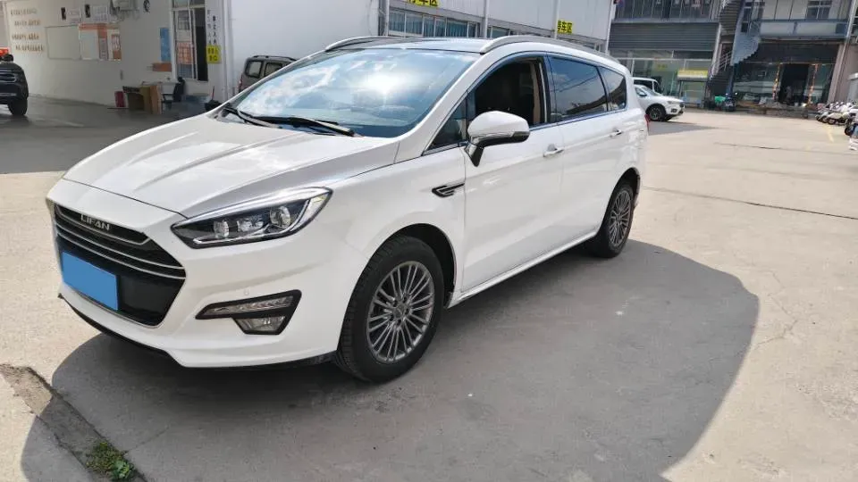 2017 LiFan XuanLang 2.0L 141HP L4 5MT,autocango,china used car exporter,china ev exporter,chinese used car exporter,chinese used ev exporter