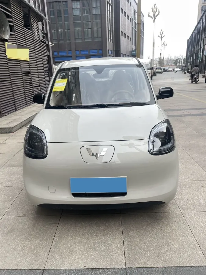 2025 WuLing HongGuang MINI EV BEV 16.2KWH,autocango,china used car exporter,china ev exporter,chinese used car exporter,chinese used ev exporter