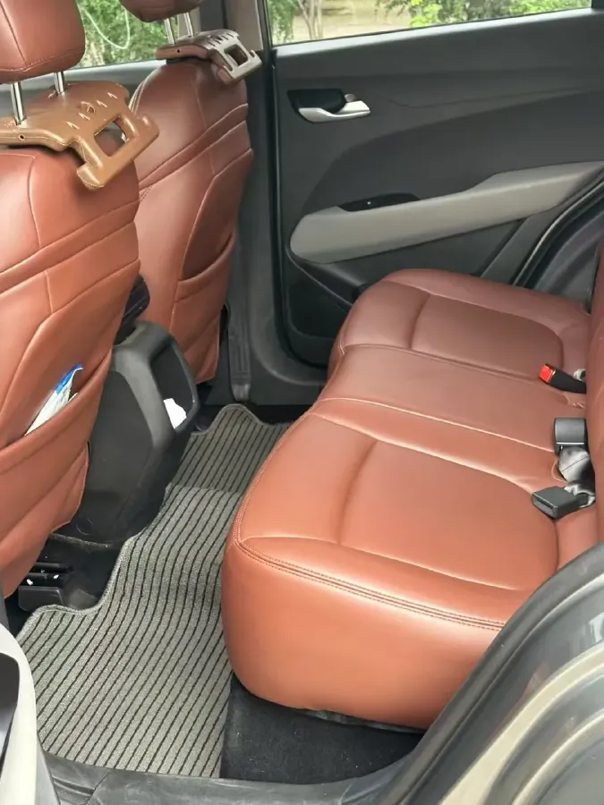 2017 BaoJun 310W 1.5L 105HP L4 6MT,autocango,china used car exporter,china ev exporter,chinese used car exporter,chinese used ev exporter