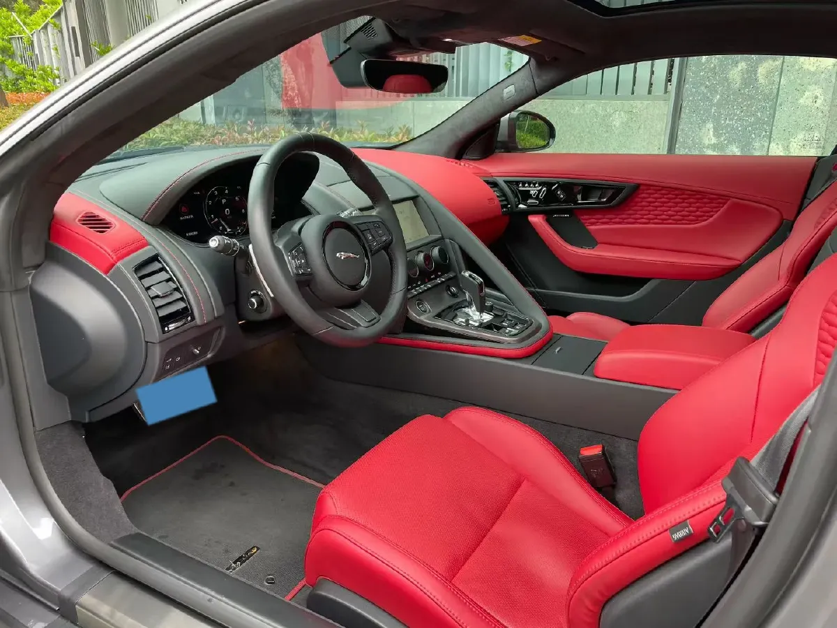 2024 Jaguar F-TYPE 2.0T 300HP L4 8AT,autocango,china used car exporter,china ev exporter,chinese used car exporter,chinese used ev exporter