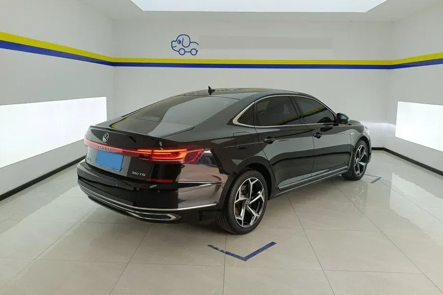 2023 Volkswagen Passat 2.0T 186HP L4 7DCT,autocango,china used car exporter,china ev exporter,chinese used car exporter,chinese used ev exporter