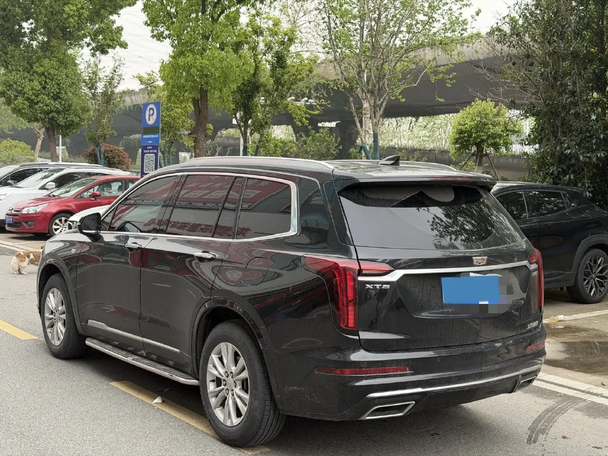 2021 Cadillac XT6 2.0T 237HP L4 9AT,autocango,china used car exporter,china ev exporter,chinese used car exporter,chinese used ev exporter