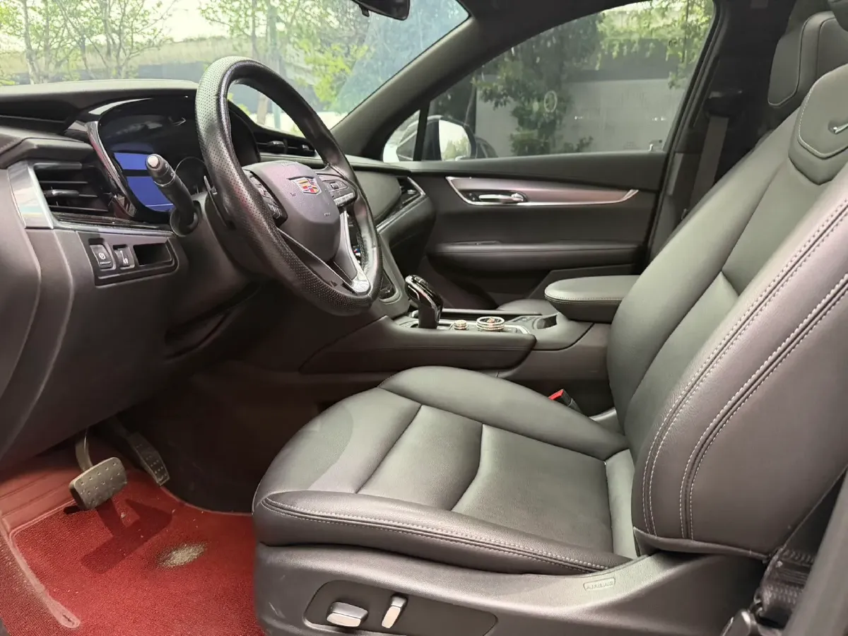 2021 Cadillac XT6 2.0T 237HP L4 9AT,autocango,china used car exporter,china ev exporter,chinese used car exporter,chinese used ev exporter