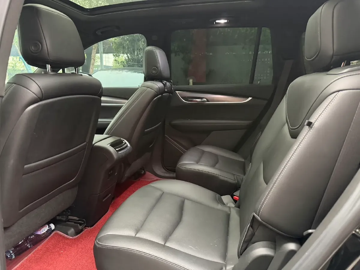 2021 Cadillac XT6 2.0T 237HP L4 9AT,autocango,china used car exporter,china ev exporter,chinese used car exporter,chinese used ev exporter