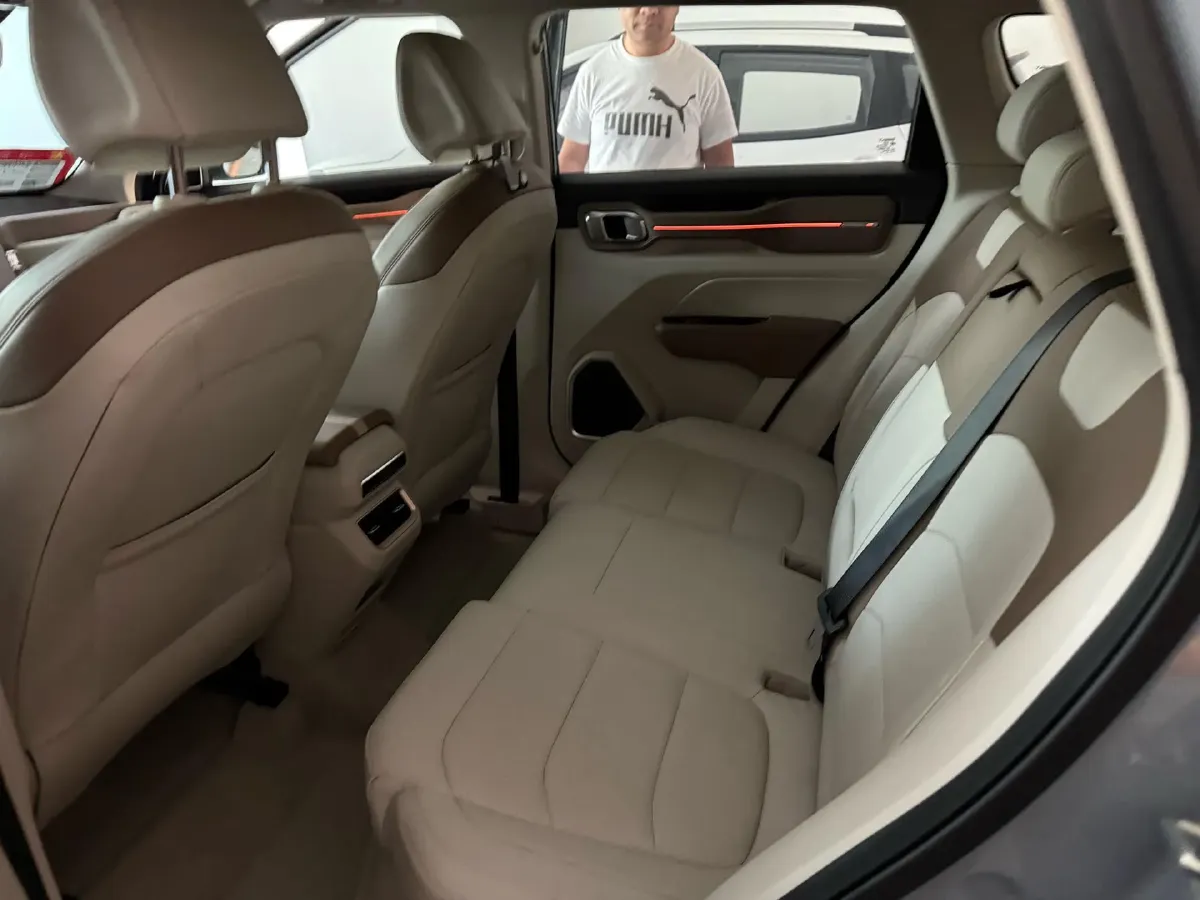 2020 Geely ICON 1.5T 177HP L3 7DCT,autocango,china used car exporter,china ev exporter,chinese used car exporter,chinese used ev exporter