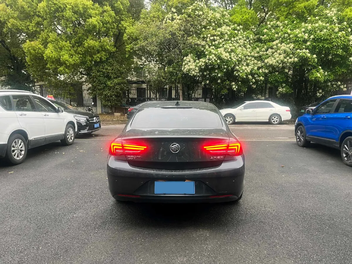 2019 Buick Regal 1.5T 170HP L4 9AT,autocango,china used car exporter,china ev exporter,chinese used car exporter,chinese used ev exporter
