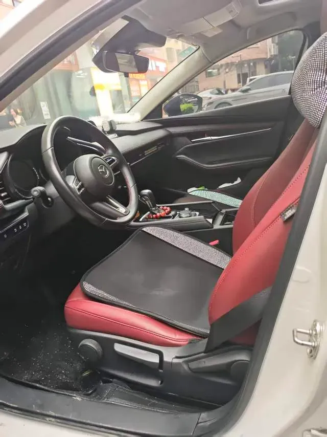 2022 Mazda 3 Axela 2.0L 158HP L4 6AT,autocango,china used car exporter,china ev exporter,chinese used car exporter,chinese used ev exporter