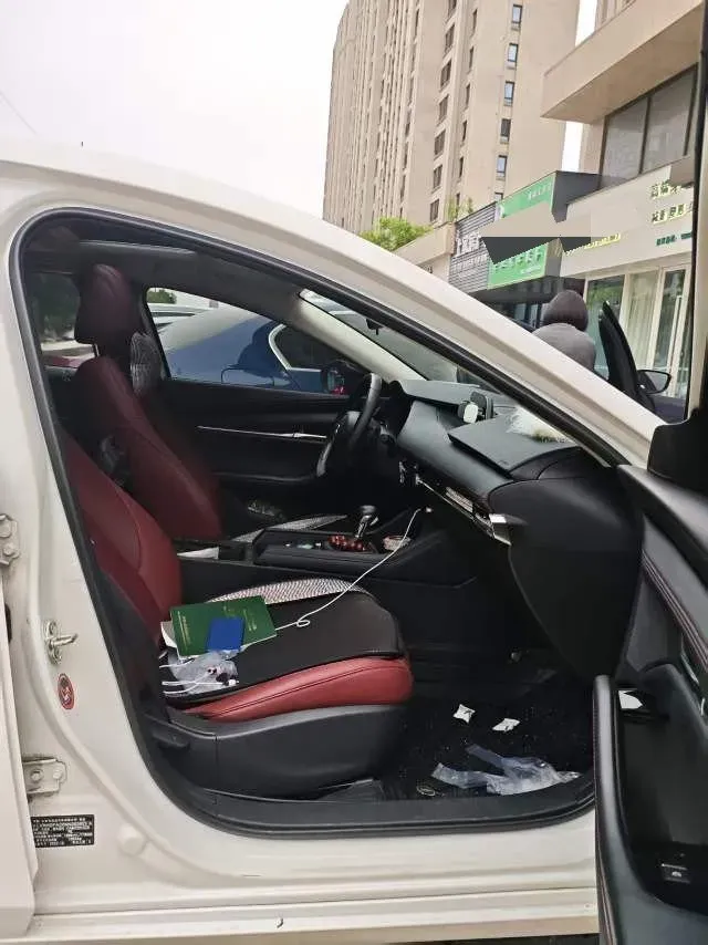 2022 Mazda 3 Axela 2.0L 158HP L4 6AT,autocango,china used car exporter,china ev exporter,chinese used car exporter,chinese used ev exporter