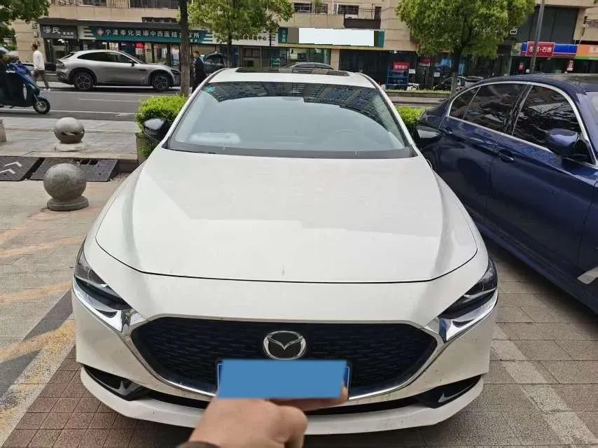 2022 Mazda 3 Axela 2.0L 158HP L4 6AT,autocango,china used car exporter,china ev exporter,chinese used car exporter,chinese used ev exporter