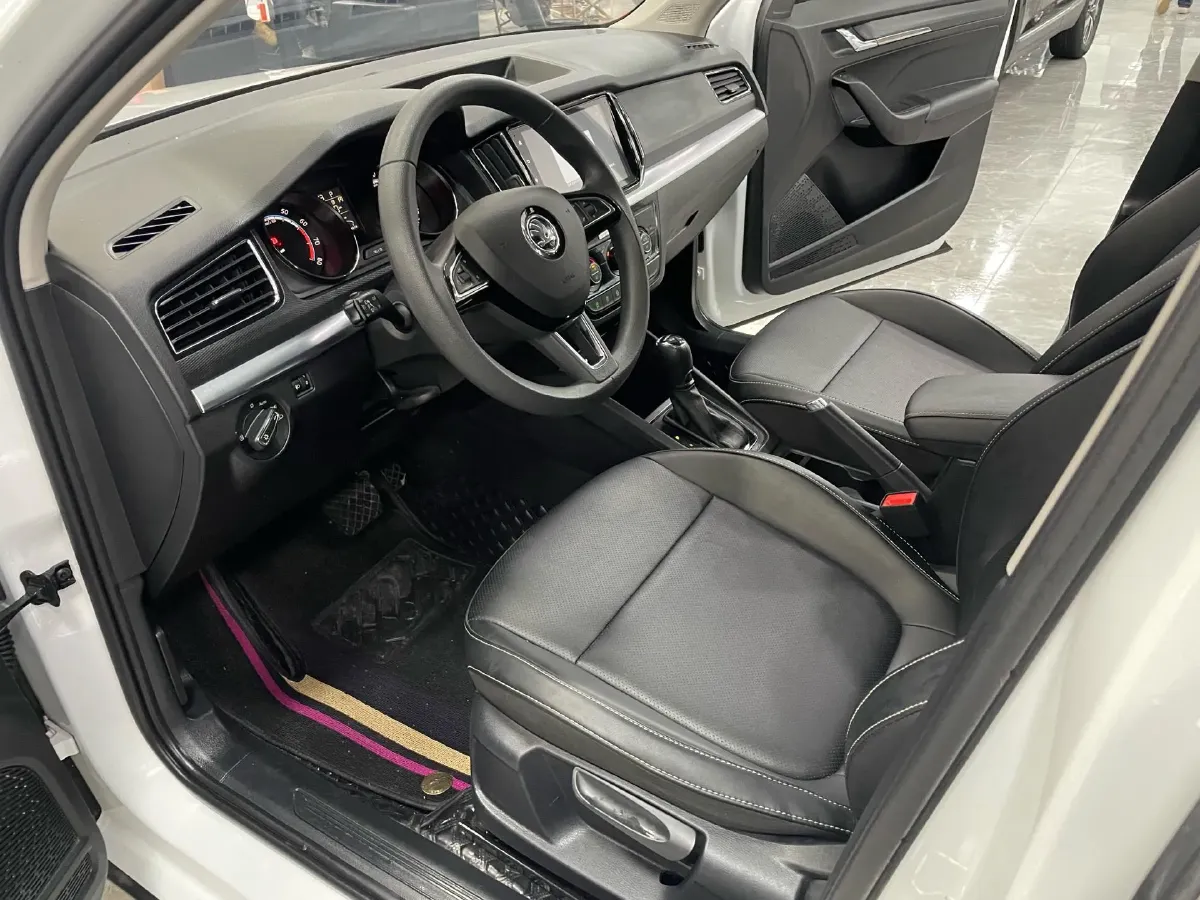 2023 Skoda Kamiq 1.5L 112HP L4 6AT,autocango,china used car exporter,china ev exporter,chinese used car exporter,chinese used ev exporter