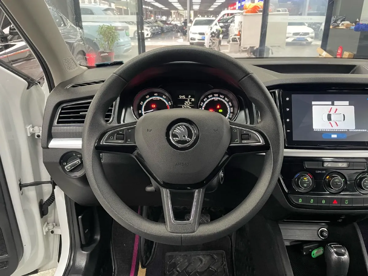 2023 Skoda Kamiq 1.5L 112HP L4 6AT,autocango,china used car exporter,china ev exporter,chinese used car exporter,chinese used ev exporter