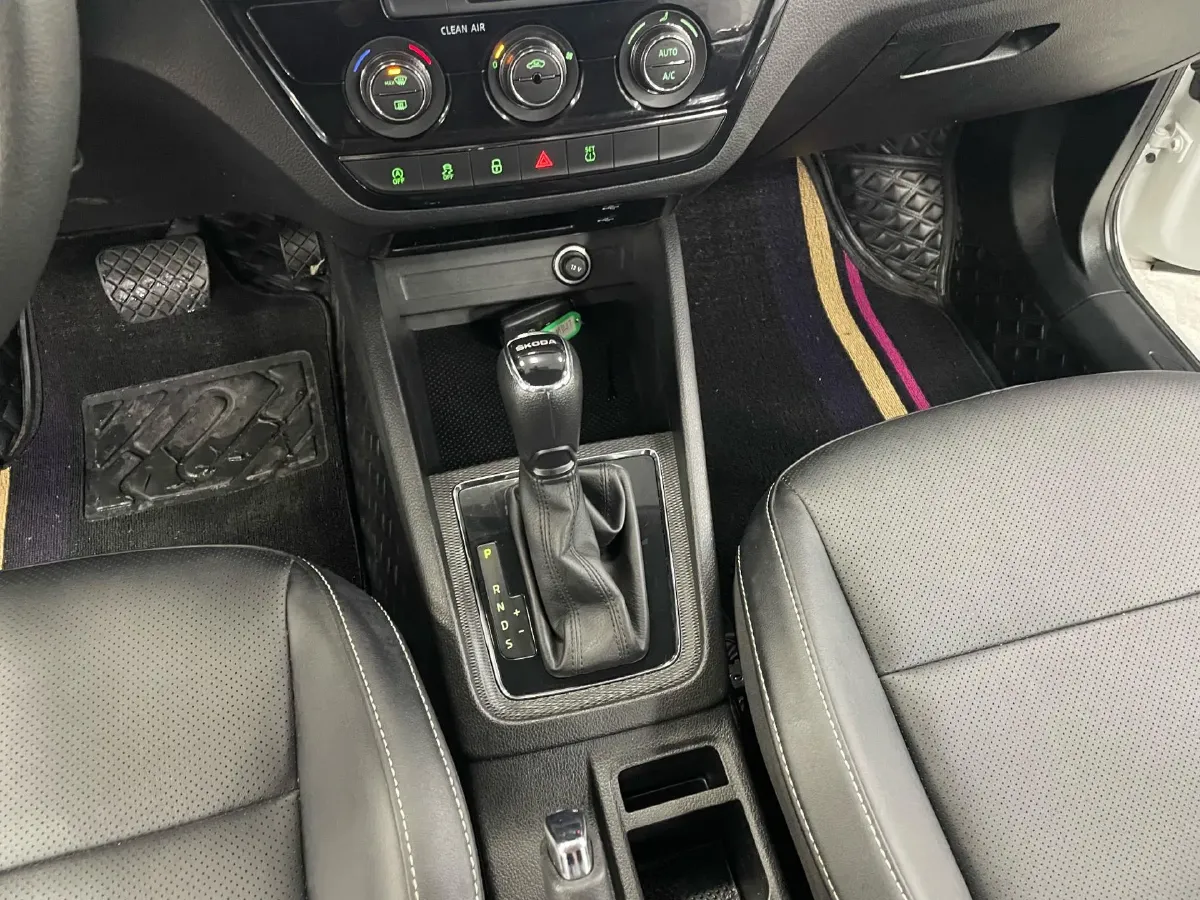 2023 Skoda Kamiq 1.5L 112HP L4 6AT,autocango,china used car exporter,china ev exporter,chinese used car exporter,chinese used ev exporter