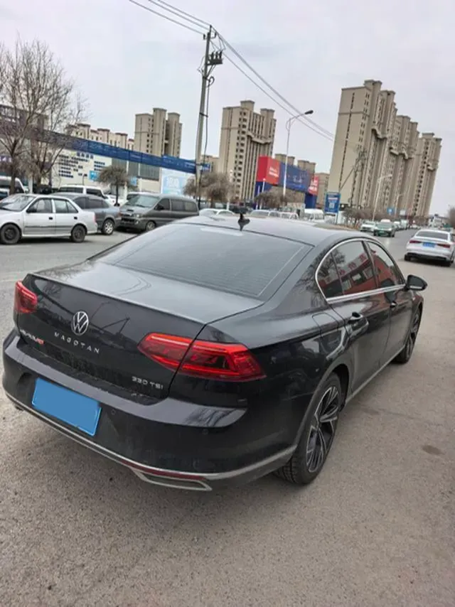 2020 Volkswagen Magotan 2.0T 186HP L4 7DCT,autocango,china used car exporter,china ev exporter,chinese used car exporter,chinese used ev exporter