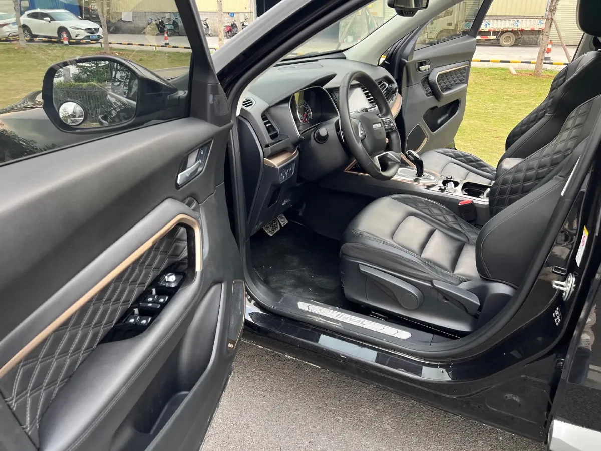 2021 Haval H6 1.5T 150HP L4 7DCT,autocango,china used car exporter,china ev exporter,chinese used car exporter,chinese used ev exporter