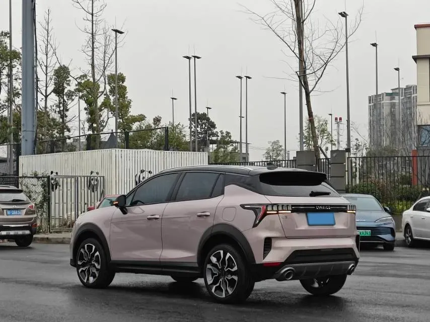 2023 LYNK&CO 03 1.5T 181HP L4 7DCT,autocango,china used car exporter,china ev exporter,chinese used car exporter,chinese used ev exporter