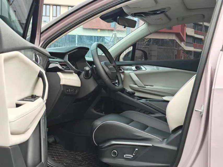 2023 LYNK&CO 03 1.5T 181HP L4 7DCT,autocango,china used car exporter,china ev exporter,chinese used car exporter,chinese used ev exporter